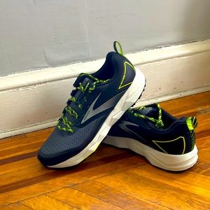 Brooks Divide 2 running shoes
